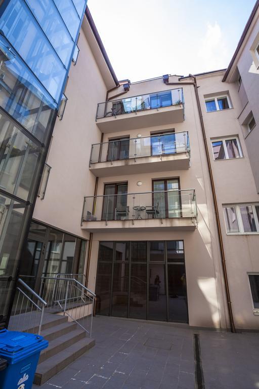Stay In City Apartment Bastova Братислава Экстерьер фото