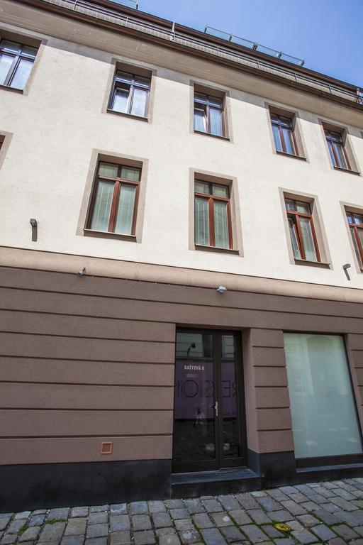 Stay In City Apartment Bastova Братислава Экстерьер фото