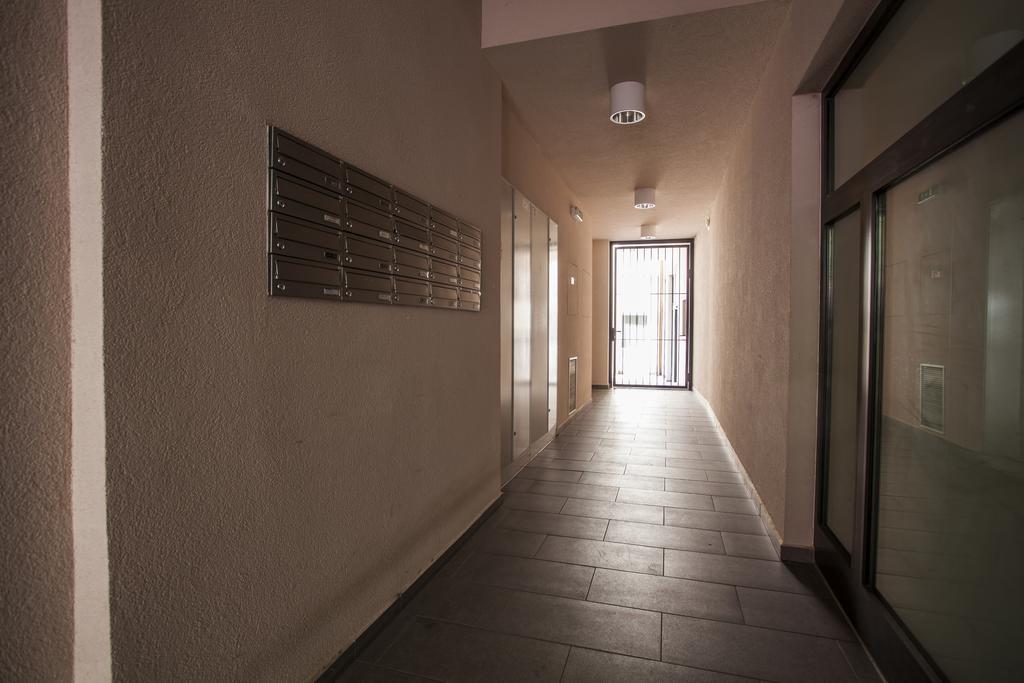 Stay In City Apartment Bastova Братислава Экстерьер фото