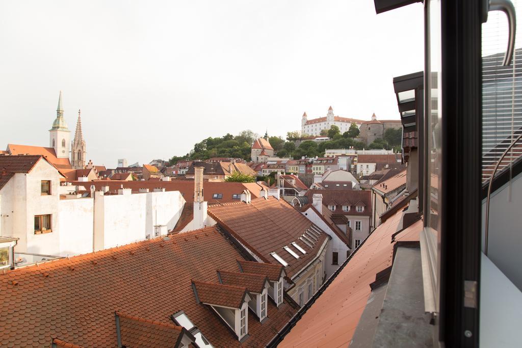 Stay In City Apartment Bastova Братислава Экстерьер фото